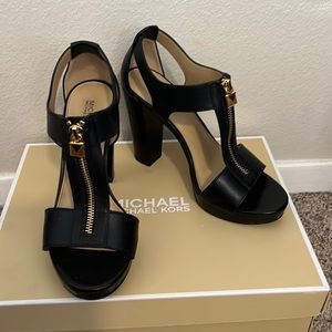Michael Kors Berkley Lock Sandals